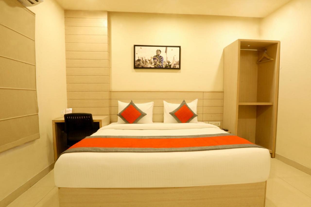 Sagar Hotel Just 5 Min From Golden Temple Αμριτσάρ Εξωτερικό φωτογραφία